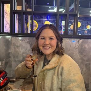 Meet your Posher, Sara